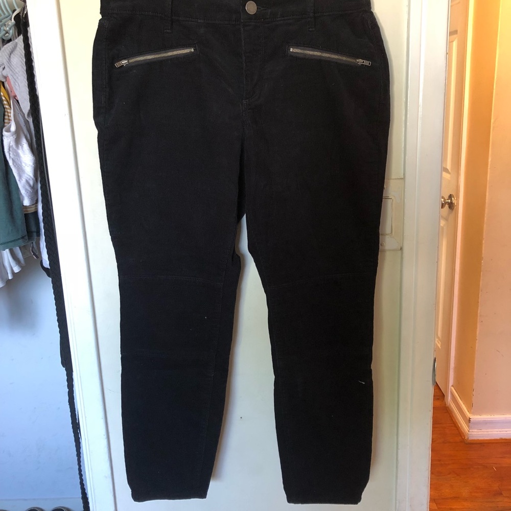 black cropped pants